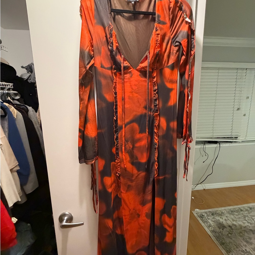 Fashion Nova Red and Black Floral Long Sleeve Dress